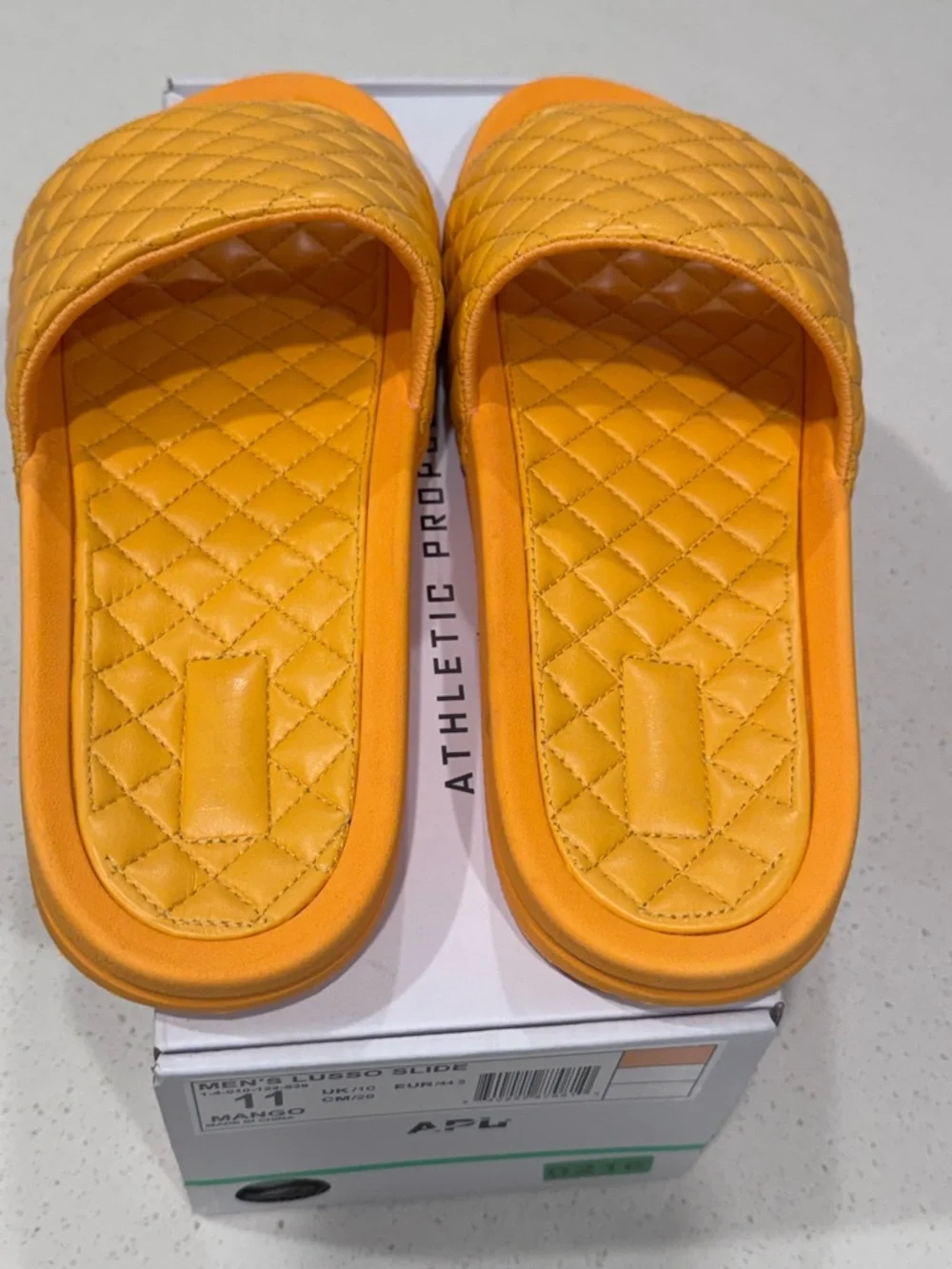 APL Men’s Lusso Quilted Leather Slides NIB Mango Size 11